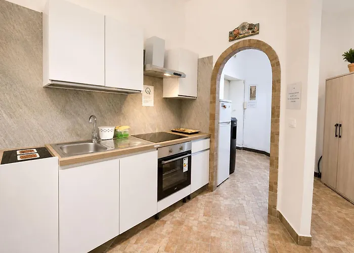 Hosting Flats Hospety Group *